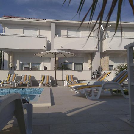 Luxury Apartments Cuba 1 Novalja Exterior photo