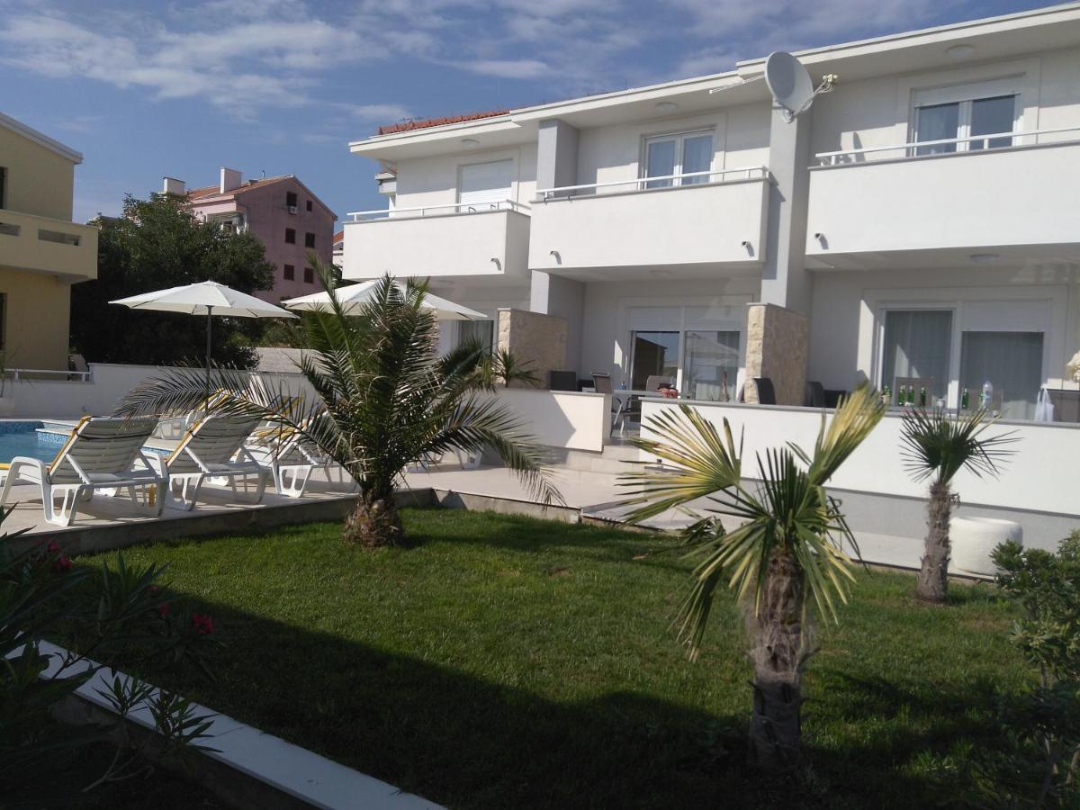 Luxury Apartments Cuba 1 Novalja Exterior photo